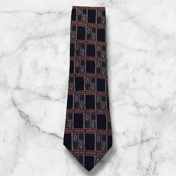 ✅💎Mens Vintage Chaps Geometric Pattern Tie - Black and Brown - Picture 2 of 11